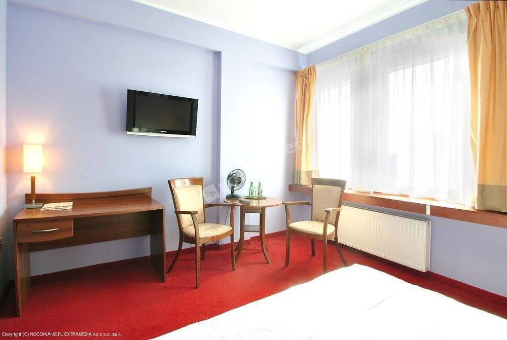 M Hotel Lodz  Ngoại thất bức ảnh