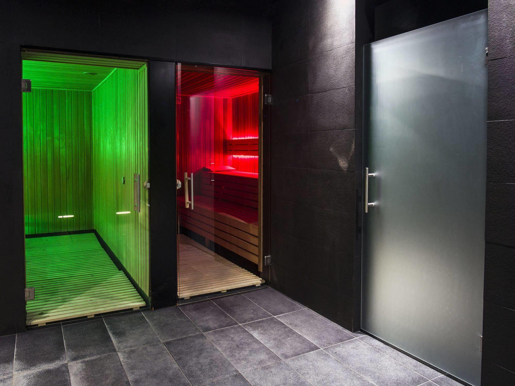 M Hotel Lodz  Ngoại thất bức ảnh