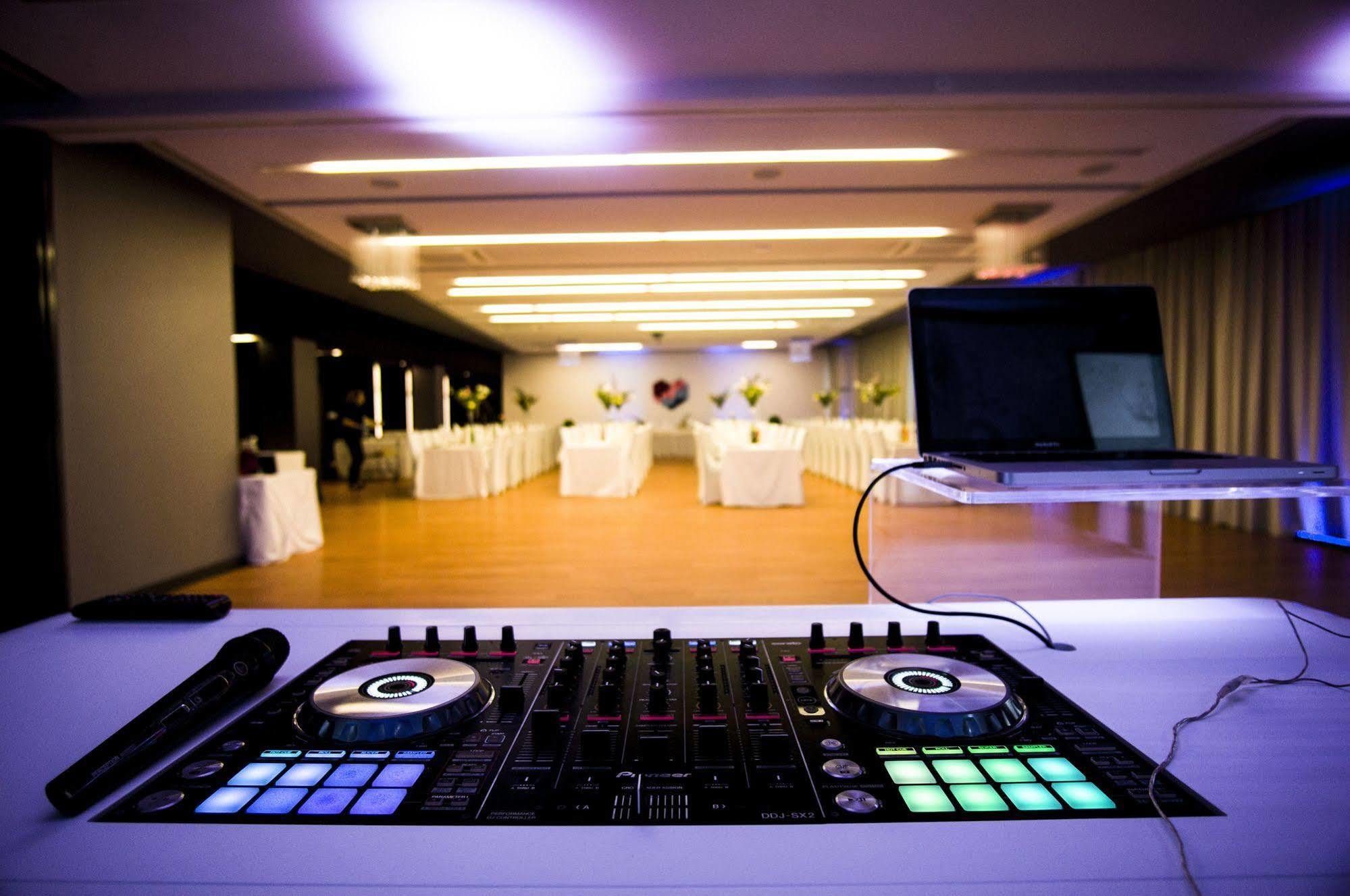 M Hotel Lodz  Ngoại thất bức ảnh